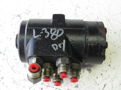 Picture of Toro 104-2213 Hydraulic Steering Valve Orbital 130-7944