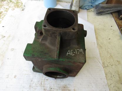 Picture of Gearbox Housing CE17931 John Deere 910 915 916 Moco Mower Conditioner Disc Case