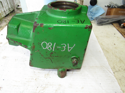 Picture of John Deere Gearbox Housing CE17508 910 915 916 Moco Mower Conditioner Disc Gear