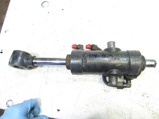 Picture of Kubota TA040-37803 Front 4WD Axle Steering Cylinder to Tractor TA040-37800 TA040-37806 HTA00-37800
