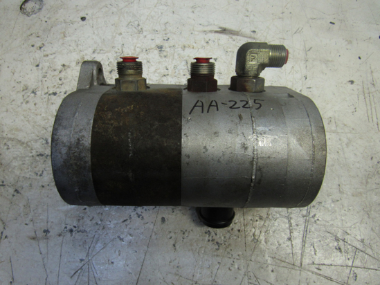 Picture of Hydraulic Auxiliary Gear Pump TCA14808 John Deere 3245C Mower