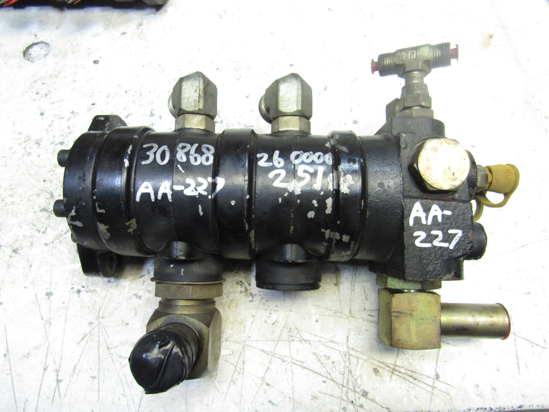 Picture of Toro 105-9845 Hydraulic Triple Gear Pump 4500D 4700D Groundsmaster