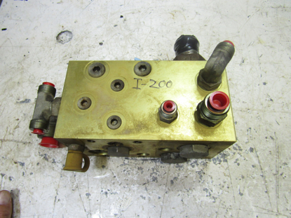 Picture of Toro 110-0451 Hydraulic Filter Manifold Block 4500D 4700D Groundsmaster
