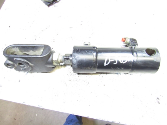 Picture of Lift Cylinder AHC18726 John Deere 8000A Mower AHC1476 AUC19775