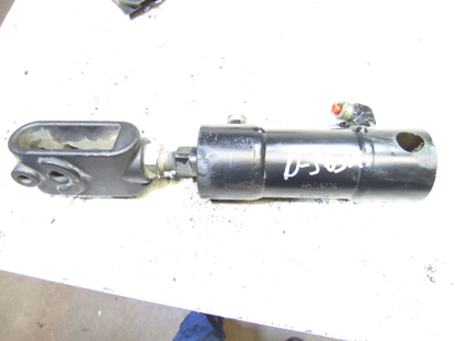 Picture of Lift Cylinder AHC18726 John Deere 8000A Mower
