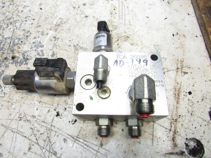 Picture of Solenoid Hydraulic Valve Brakes TCA26086 John Deere 8000A Mower TCA23804 TCA21409 TCA25884, AKK18587, TCU37815, AXE27435, TCA23804, TCA23805, AN404314 AND AKK11196