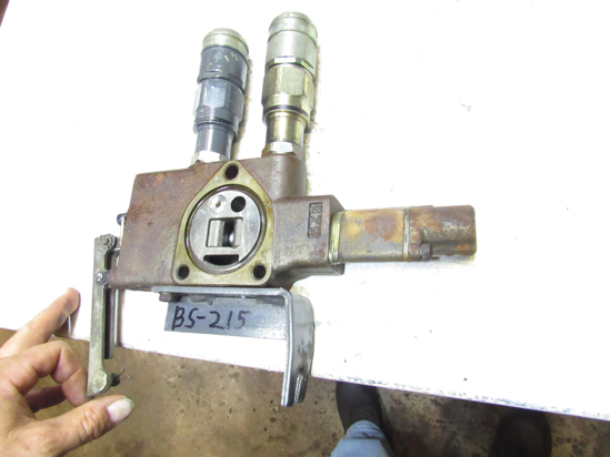 Picture of Kubota 3G710-82814  FD Auxiliary Control Valve to Tractor 3G710-82812 3A761-82802 3G710-82814 3G710-82813