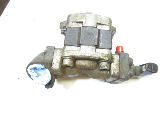 Picture of Kubota 3N300-82200 Hydraulic Pump to Tractor 3N300-82203 3N300-82204