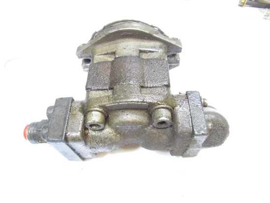 Picture of Kubota 3N310-82200 Hydraulic Pump to Tractor  3N310-82203 3N310-82204 3N310-82205