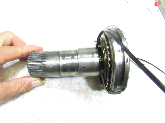 Picture of Kubota 3N300-28300 Clutch Hub Shaft with Syncros 3A011-34860 3A011-34862 to Tractor 3N30028300