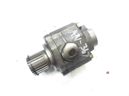 Picture of Differential Housing Assembly with Gears 6C040-56830 6C040-56840 6C040-56910 6C040-56860 6C040-56850 Kubota F2560  Mower
