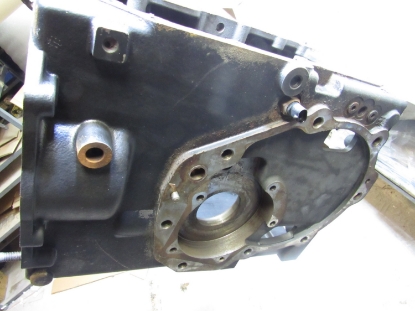 Picture of John Deere YZ80608 Transmission Case Diff Housing