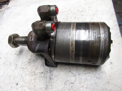 Picture of Front RH Hydraulic Drive Motor TCA17345 John Deere 7500 7700 7500 E-Cut Mower