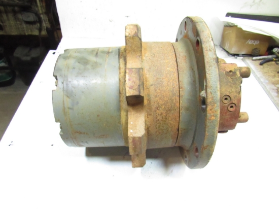 Picture of Takeuchi 19031-35800 Travel Motor Final Drive Motor with Planetary Gear Drive Assy TL10v2 TL10 1903135800