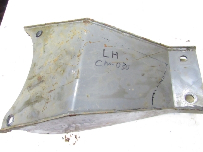 Picture of Takeuchi LH Drive Motor Cover 06830-00329 0683000329 TL10v2 TL10