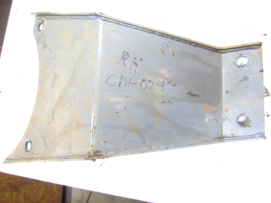Picture of Takeuchi RH Drive Motor Cover 06830-00330 0683000330 TL10v2 TL10