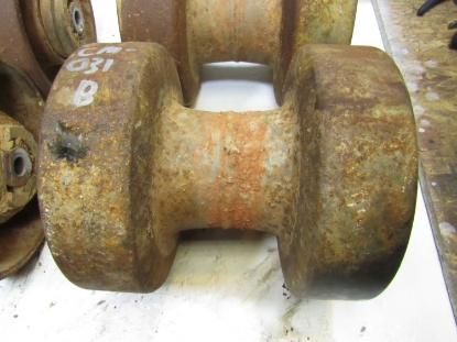 Picture of Takeuchi 06813-00027 06813-00032 06813-00004  Double Flange Roller Assy TL10v2 TL10