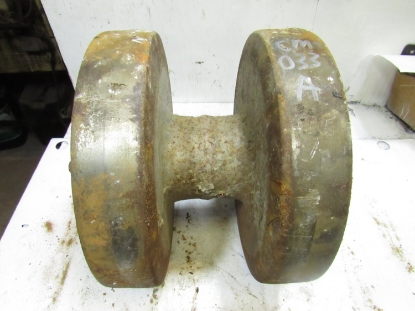 Picture of Takeuchi 06813-00024 06813-00019 06813-00008  Rear Double Flange Roller Assy TL10v2 TL10