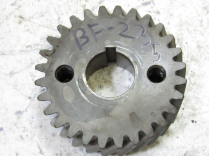 Picture of Toro Fuel Injection Pump Gear 127-3070 5610 5510 Reelmaster Mower